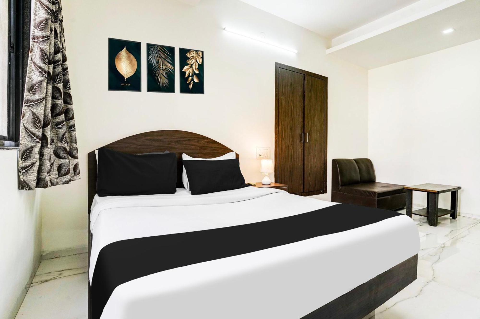 Hotel O Near Vijay Mamta Theatre Formerly Sahara Nashik
